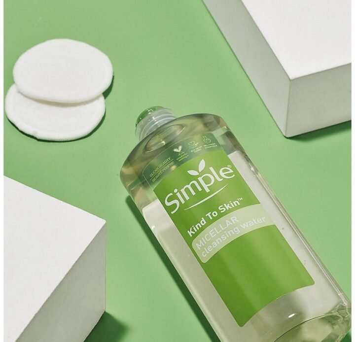Simple Kind to Skin Cleansing Water Micellar 400ml - Image 2